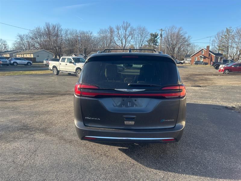 Chrysler Pacifica Hybrid Touring L 2021
