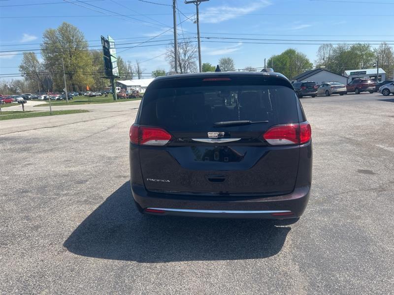 Chrysler Pacifica Touring-L Plus 2017