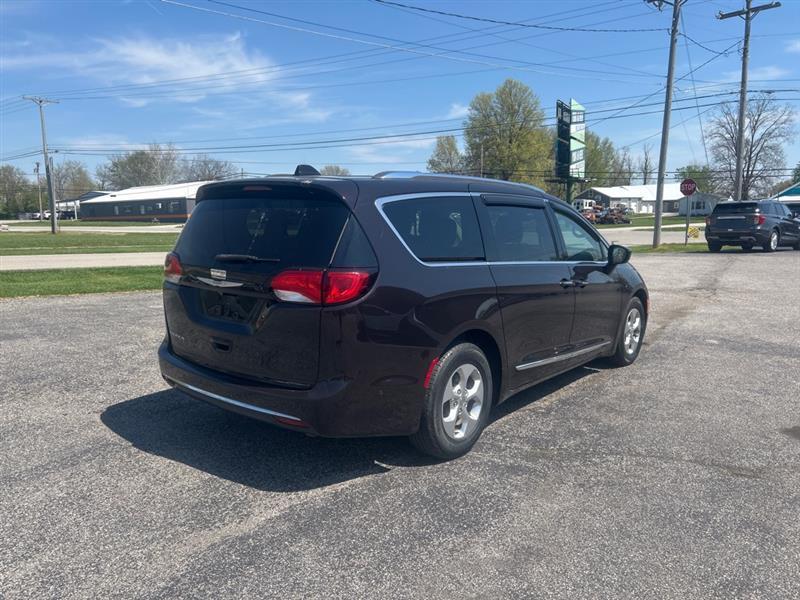 Chrysler Pacifica Touring-L Plus 2017
