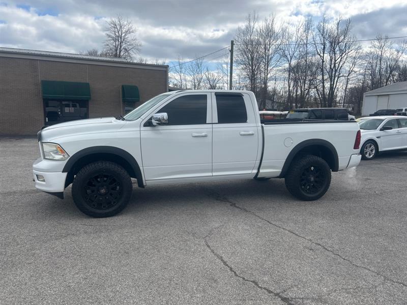 Dodge 1500 SLT Quad Cab 4WD 2011