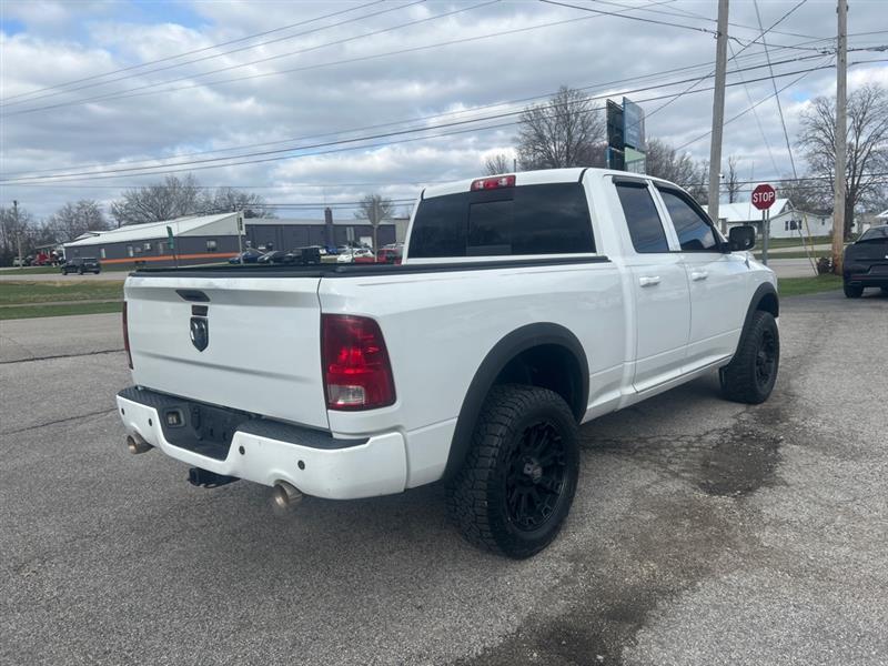 Dodge 1500 SLT Quad Cab 4WD 2011