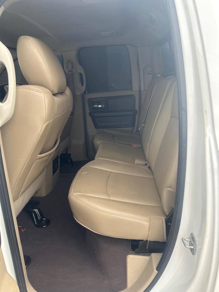 Dodge 1500 SLT Quad Cab 4WD 2011