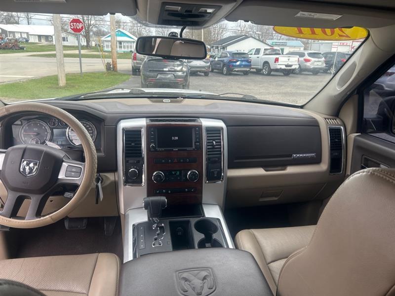 Dodge 1500 SLT Quad Cab 4WD 2011