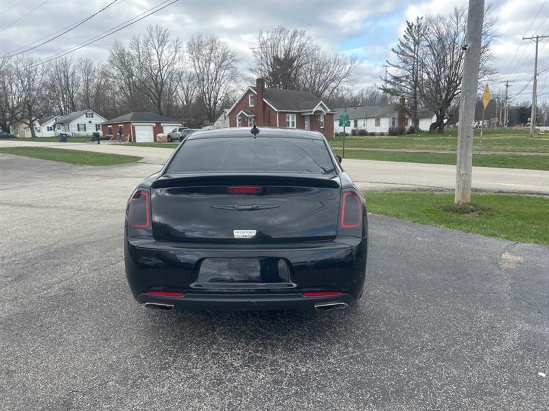 Chrysler 300 S V6 AWD 2019