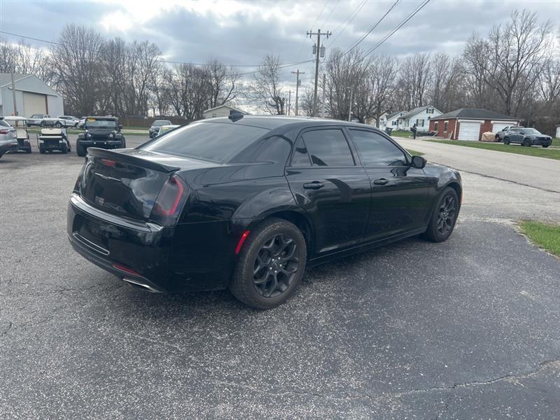 Chrysler 300 S V6 AWD 2019