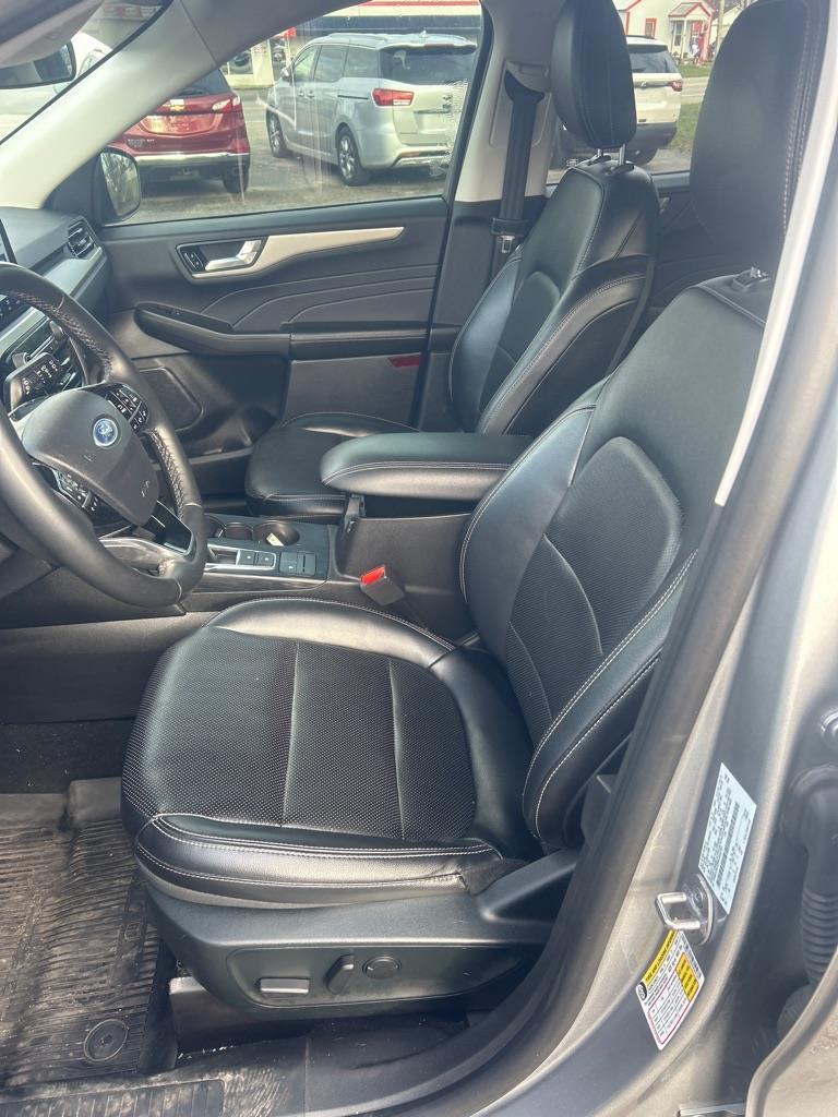 Ford Escape Hybrid SEL AWD 2022