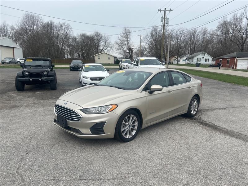 Ford Fusion Hybrid SE 2019