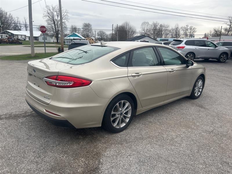Ford Fusion Hybrid SE 2019