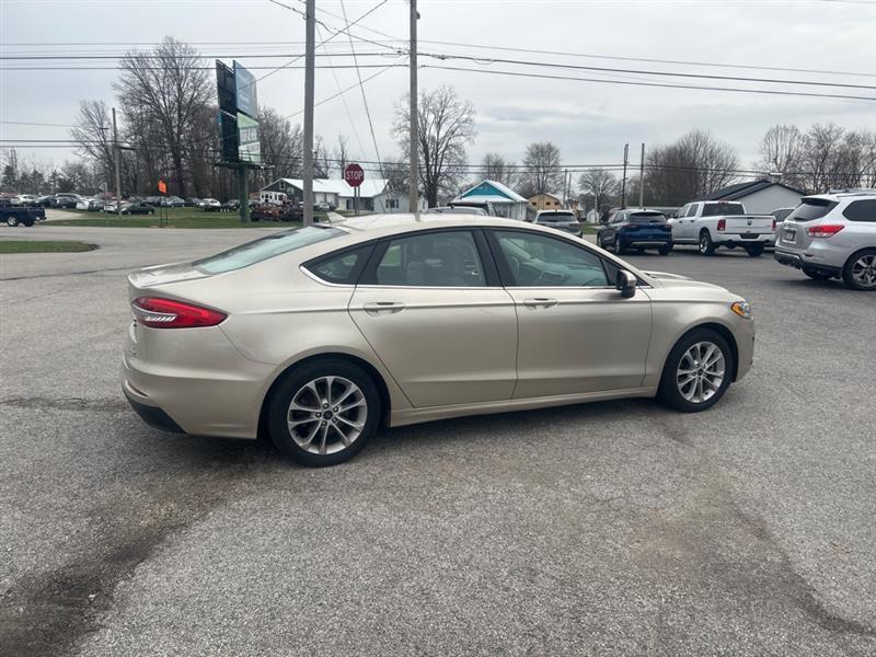 Ford Fusion Hybrid SE 2019
