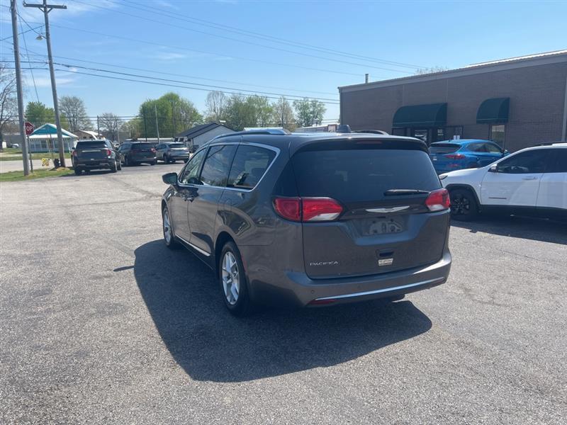 Chrysler Pacifica Touring-L 2018