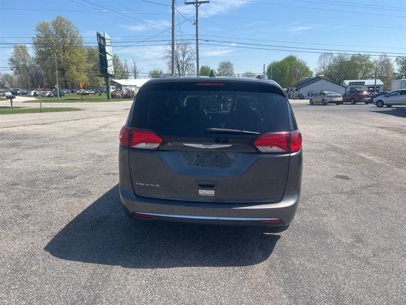 Chrysler Pacifica Touring-L 2018