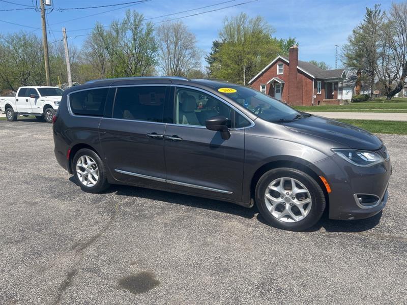 Chrysler Pacifica Touring-L 2018