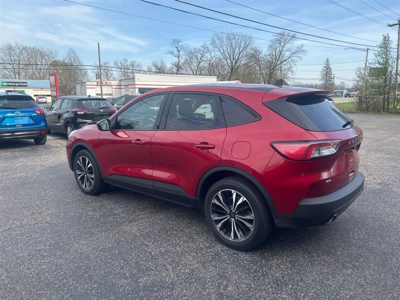 Ford Escape SE AWD 2021
