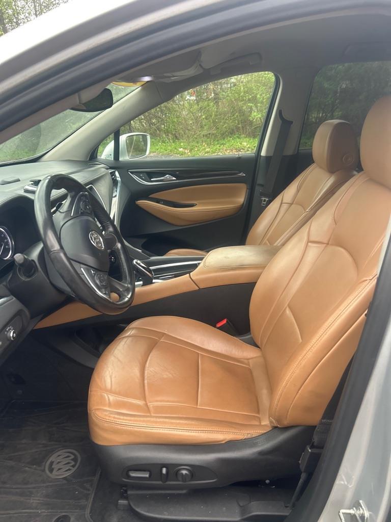 Buick Enclave Essence FWD 2019