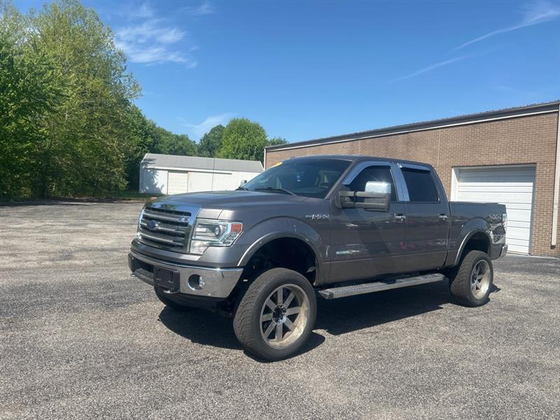 2014 Ford F-150 SuperCrew 150" Lariat 4WD