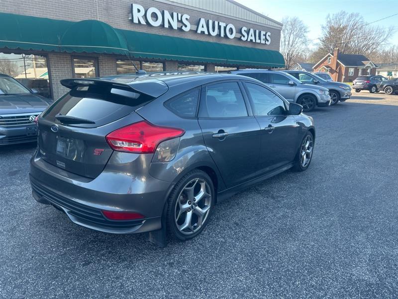 Ford Focus ST Hatch 2017