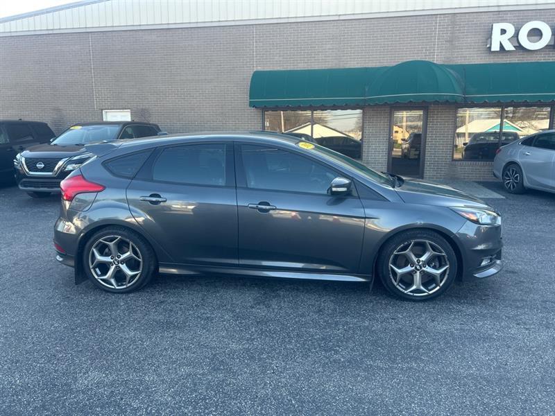 Ford Focus ST Hatch 2017