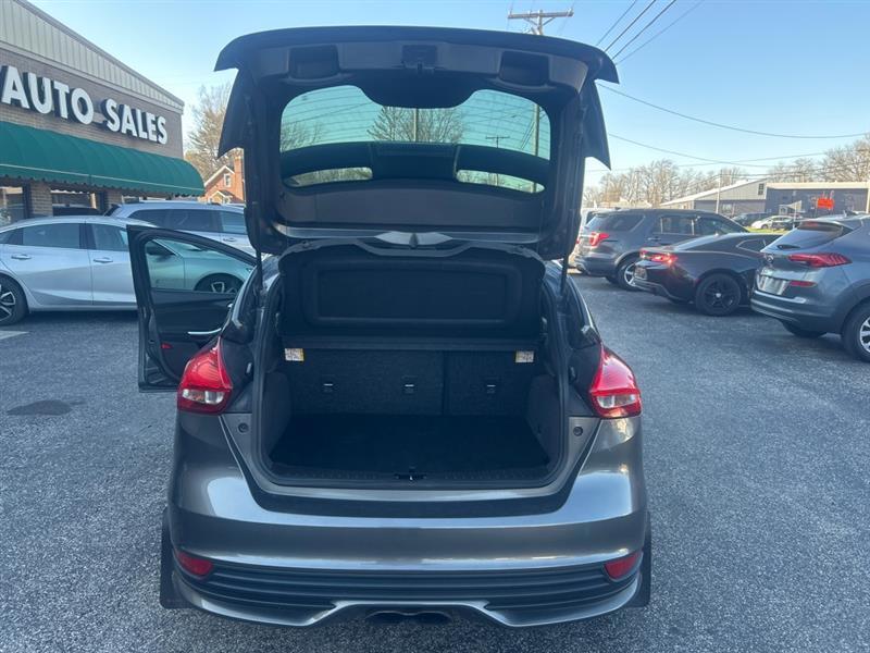 Ford Focus ST Hatch 2017