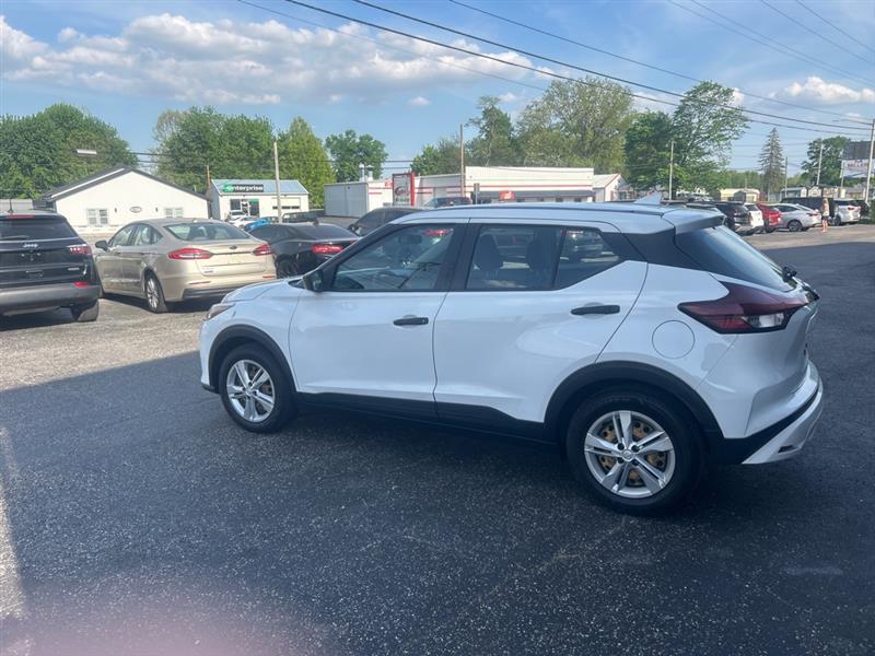 Nissan Kicks S 2023