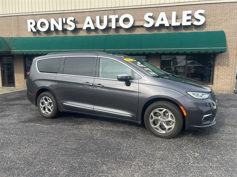 Chrysler Pacifica Limited AWD 2023