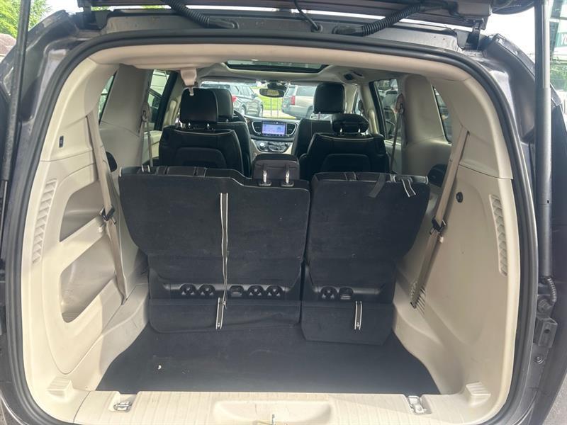 Chrysler Pacifica Limited AWD 2023