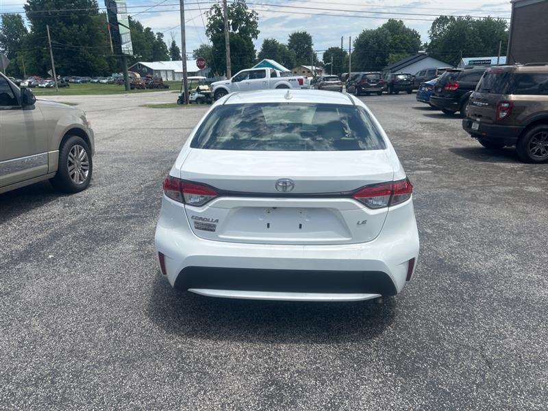 Toyota Corolla LE 2021