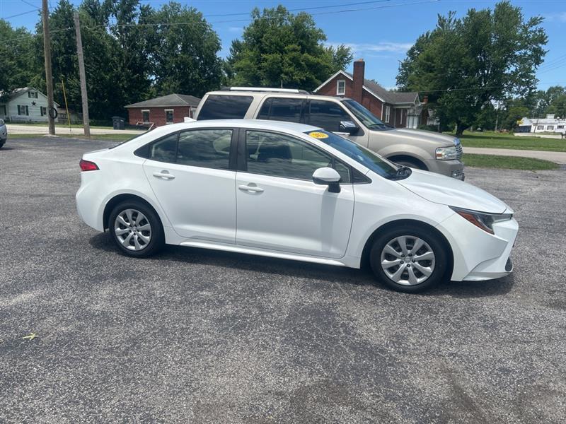 Toyota Corolla LE 2021