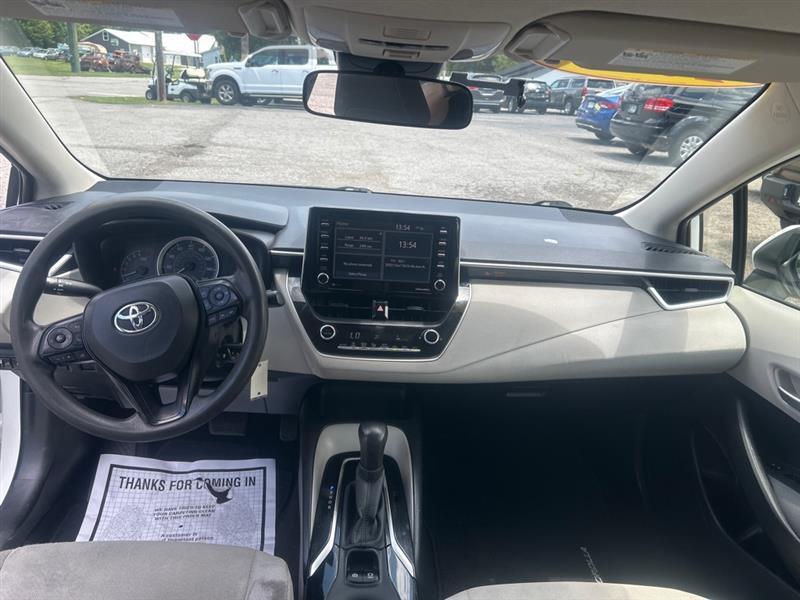 Toyota Corolla LE 2021