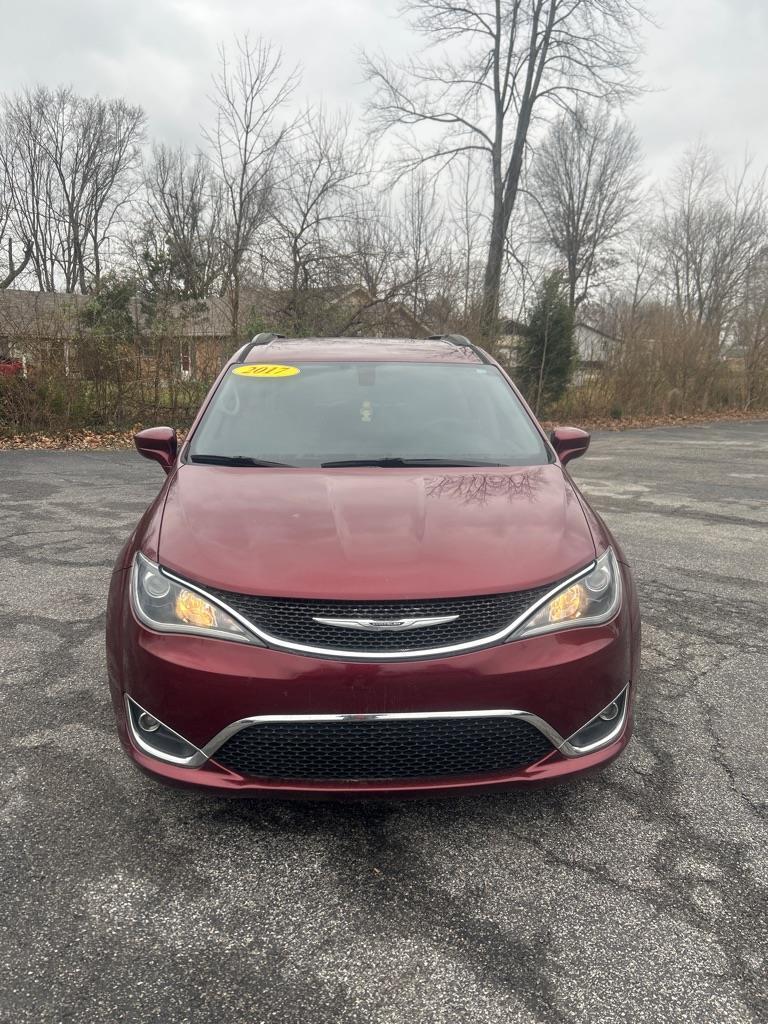 Chrysler Pacifica Touring-L 2017