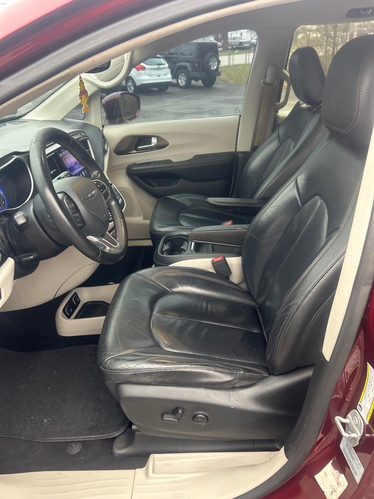 Chrysler Pacifica Touring-L 2017