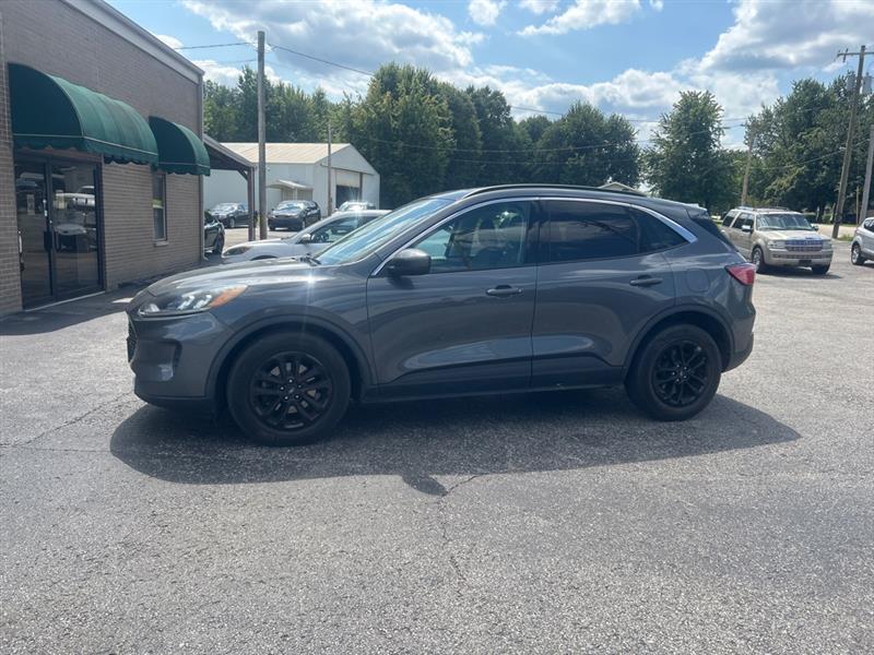 Ford Escape SE 2021