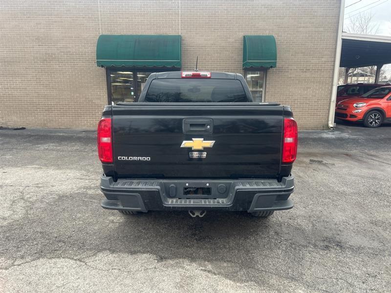 Chevrolet Colorado Work Truck Crew Cab 2WD Short Box 2017