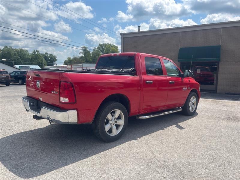 RAM 1500 Tradesman Crew Cab SWB 4WD 2015