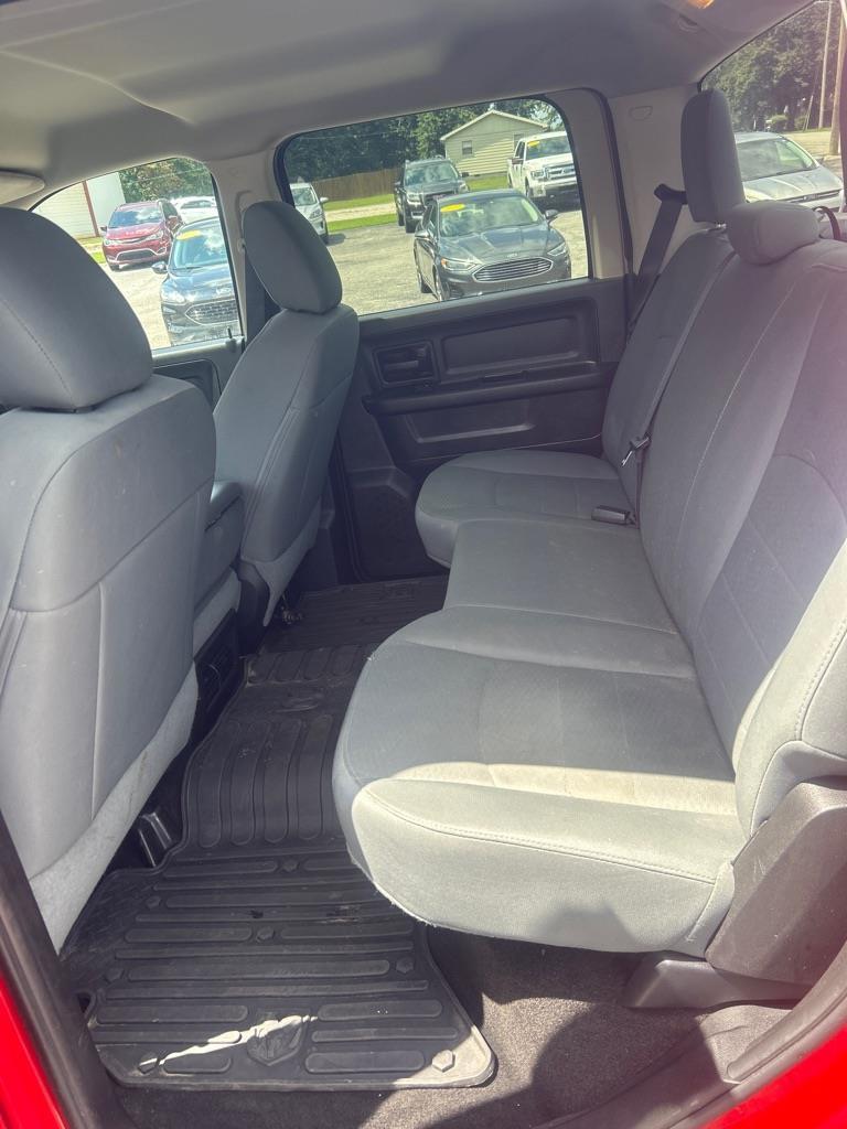 RAM 1500 Tradesman Crew Cab SWB 4WD 2015