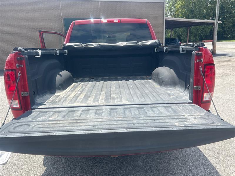 RAM 1500 Tradesman Crew Cab SWB 4WD 2015