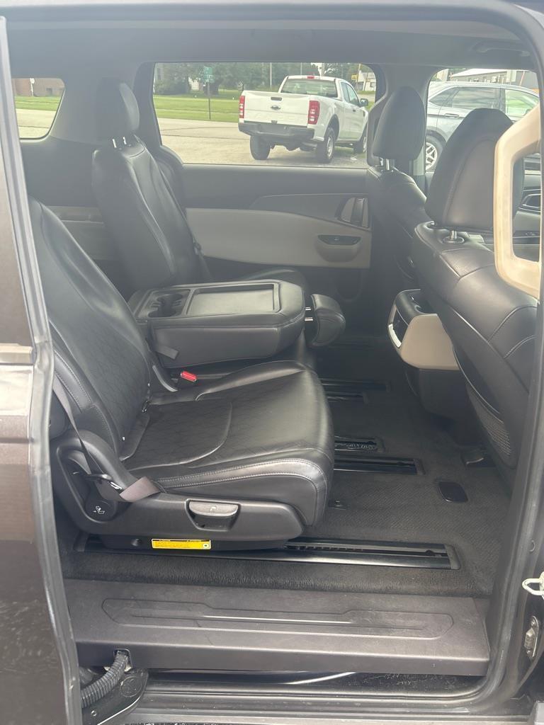 Kia Carnival LX Seat Package 2022