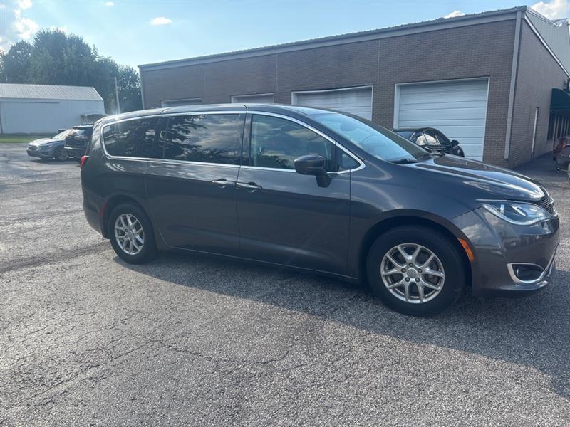 Chrysler Pacifica Touring Plus 2020