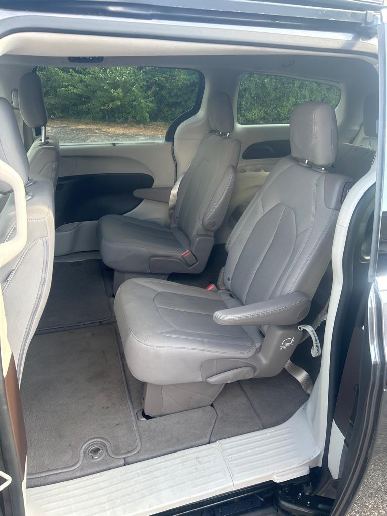 Chrysler Pacifica Touring Plus 2020
