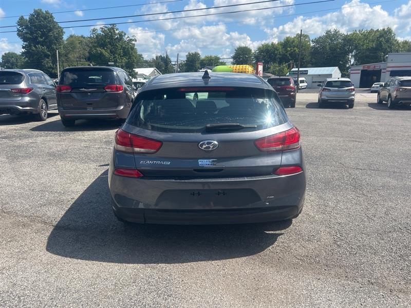 Hyundai Elantra GT 2.0L 6M 2018