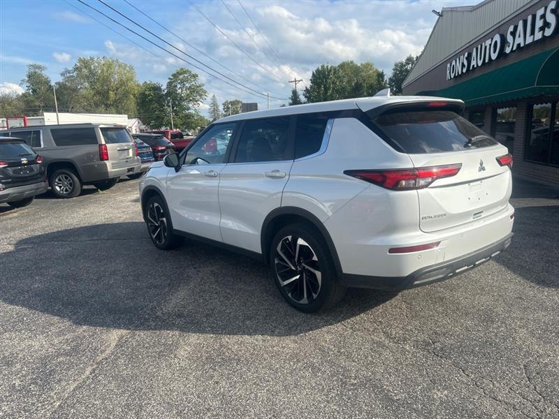 Mitsubishi Outlander ES 4WD 2022