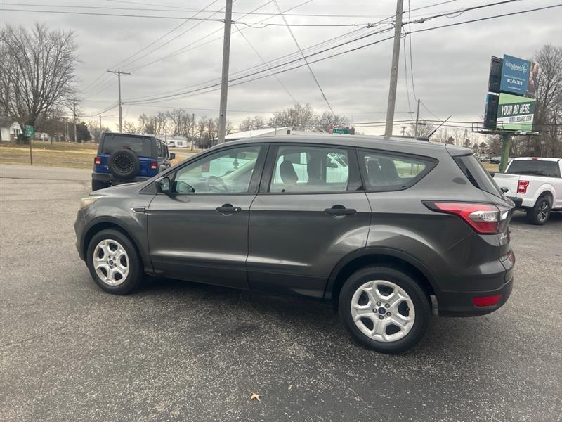 Ford Escape S FWD 2018