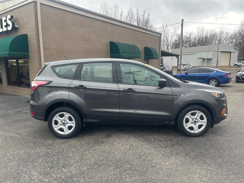 Ford Escape S FWD 2018