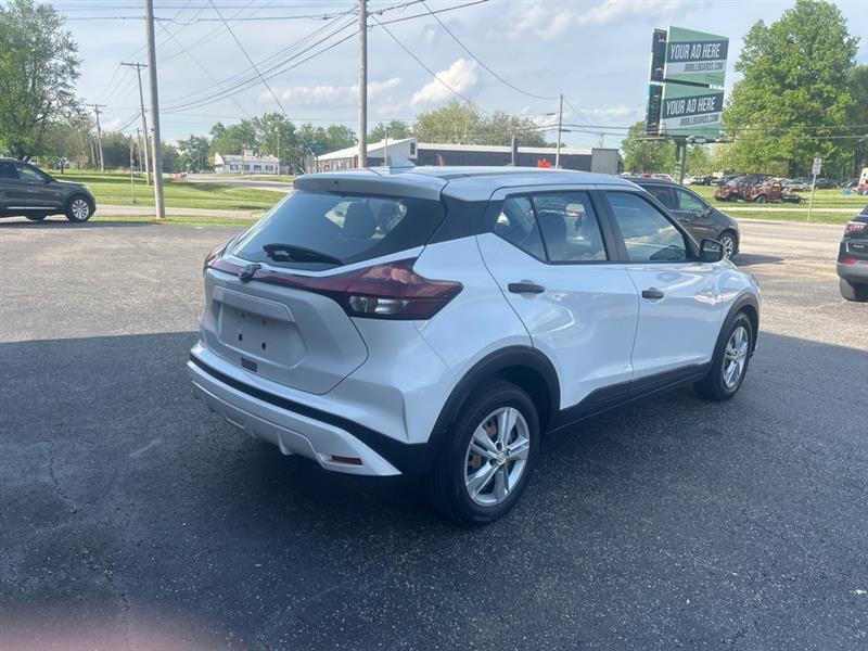 Nissan Kicks S 2023