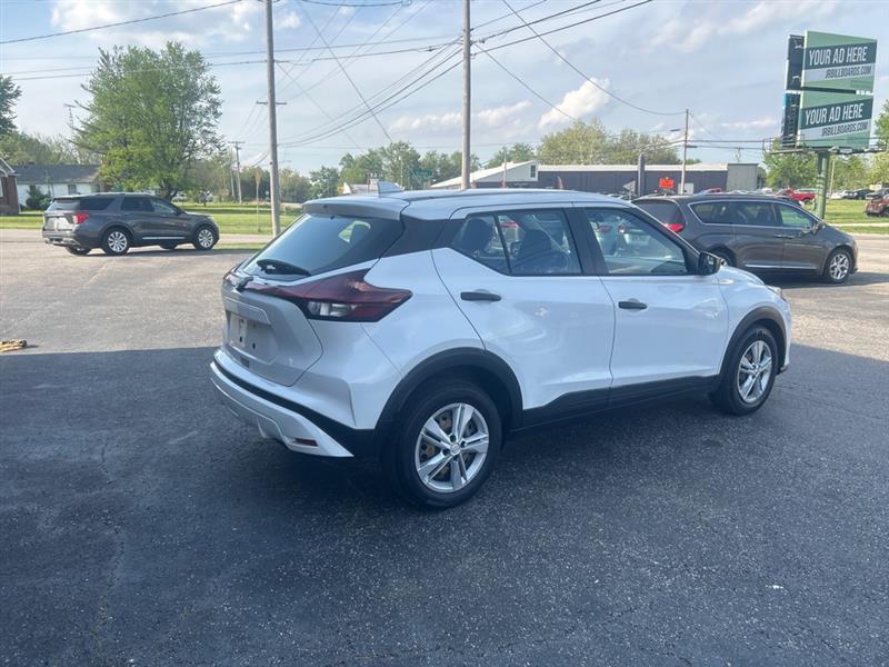 Nissan Kicks S 2023