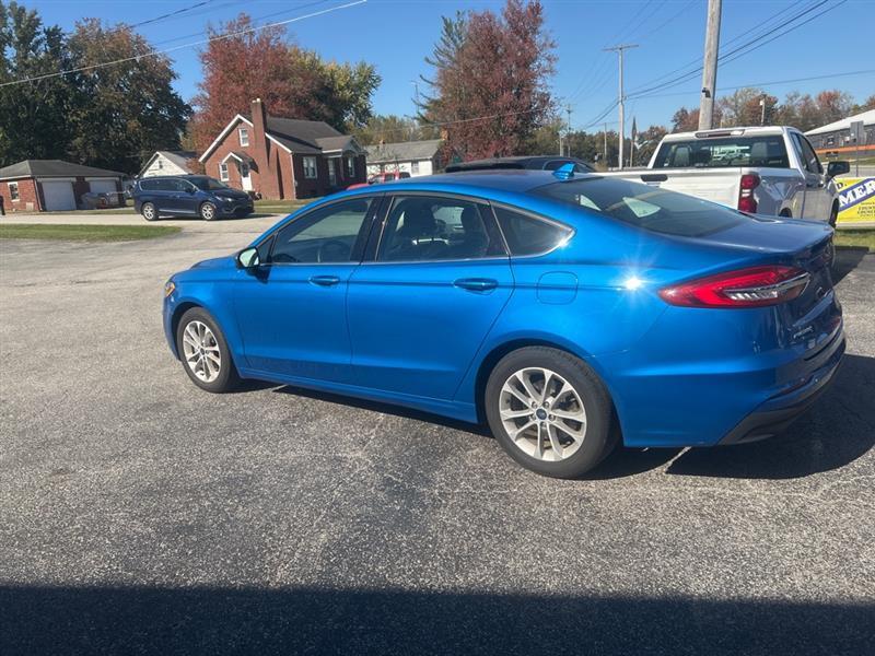 Ford Fusion SE 2020
