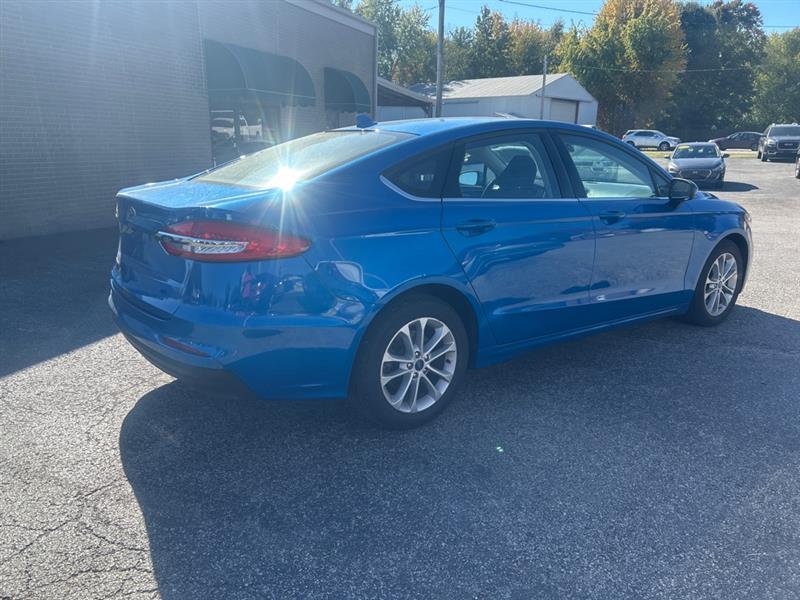 Ford Fusion SE 2020