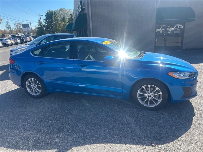 Ford Fusion SE 2020