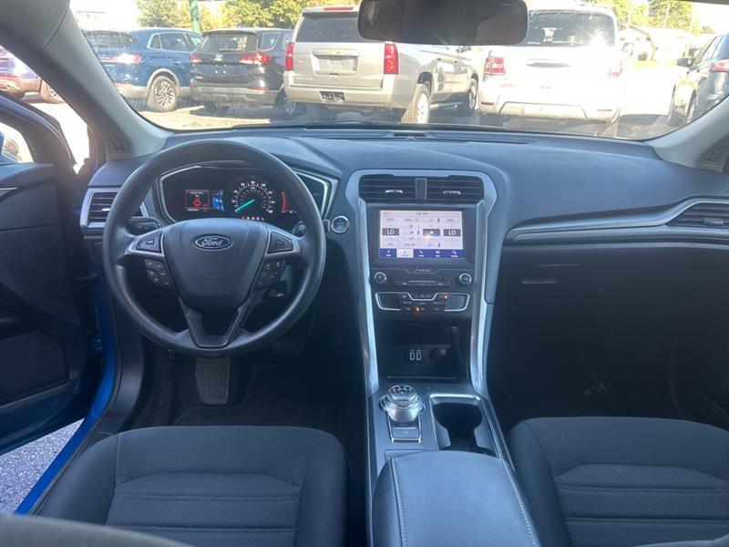 Ford Fusion SE 2020