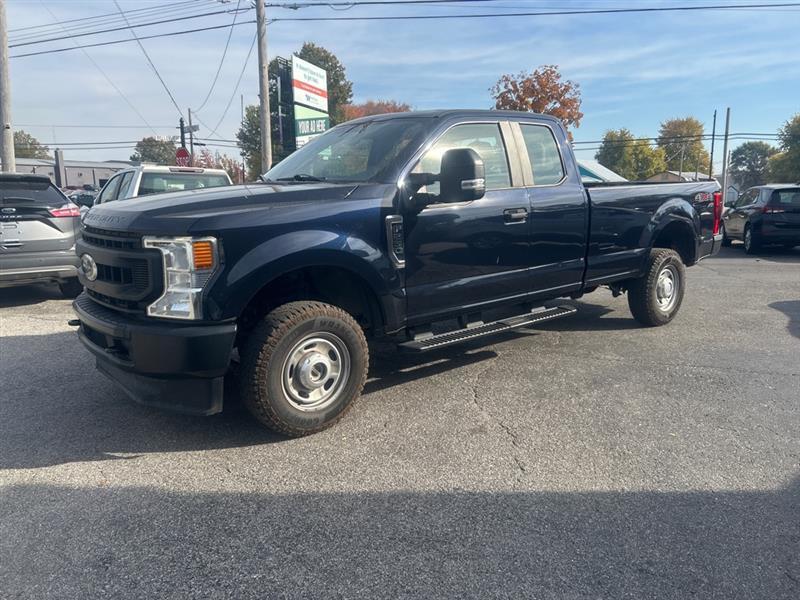 Ford F-250 SD XL SuperCab 4WD 2022