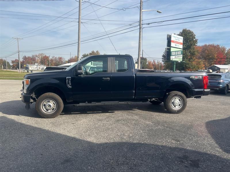 Ford F-250 SD XL SuperCab 4WD 2022